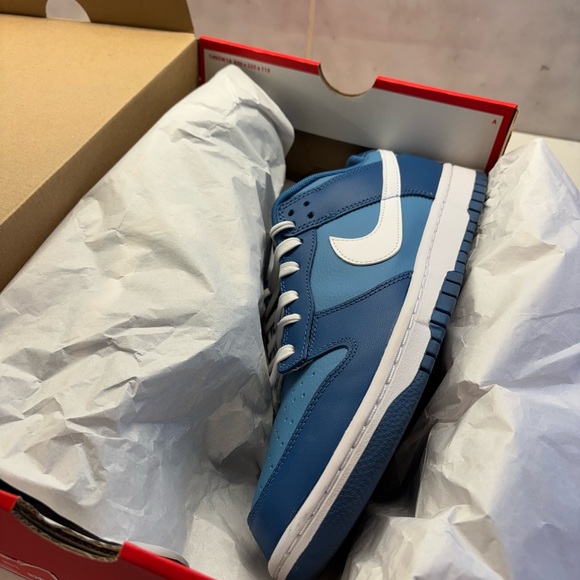 Nike Dunk Low Retro - size 11 - Picture 3 of 8